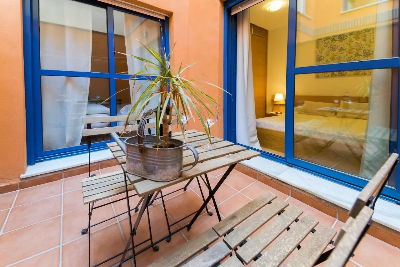 Two Rooms La Basilica Malaga Apartment